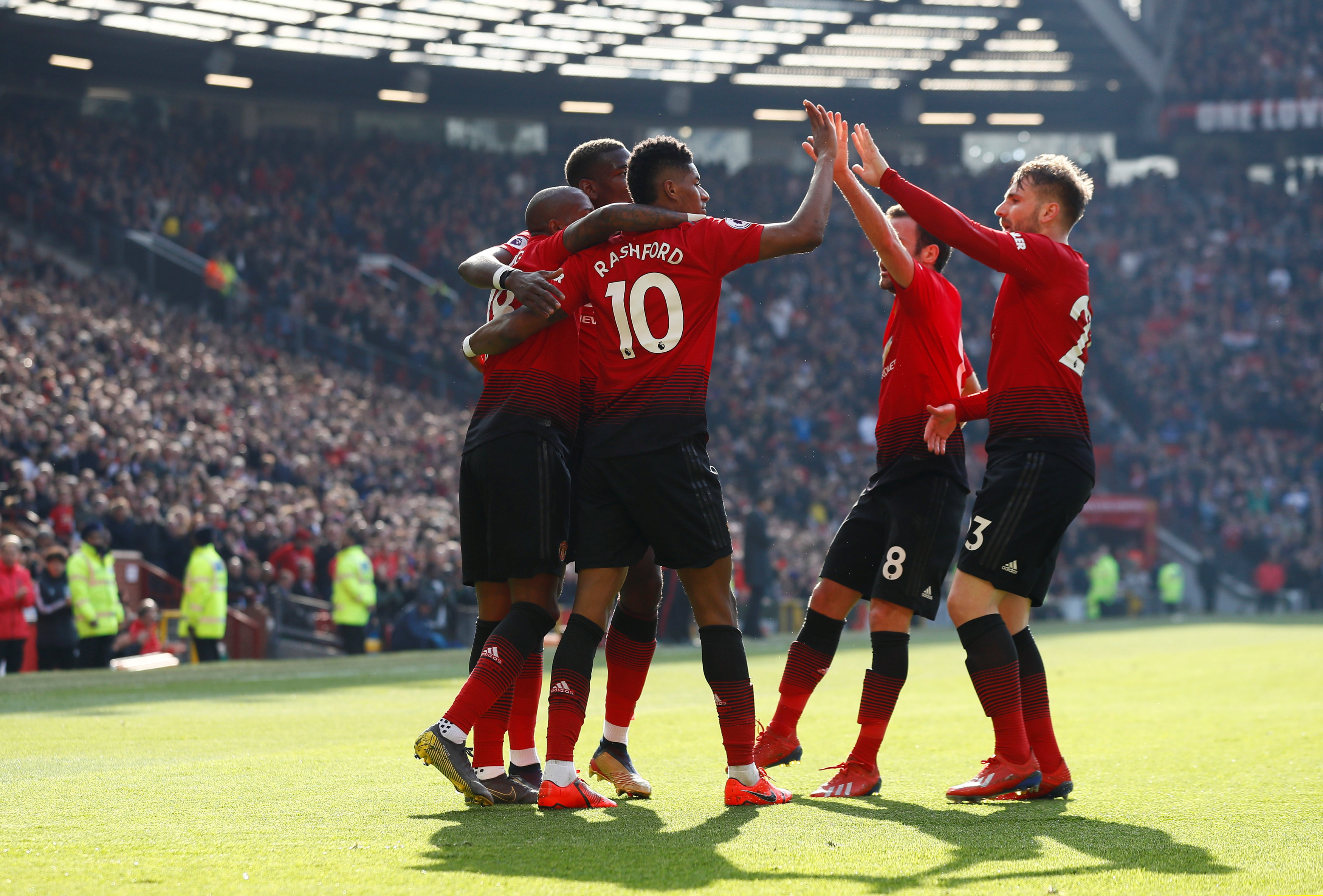 与的行动 与的行动