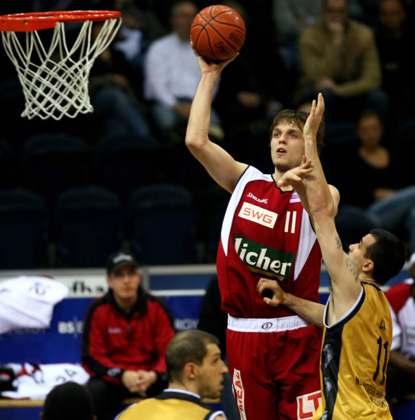 藏着复杂的 藏着复杂的